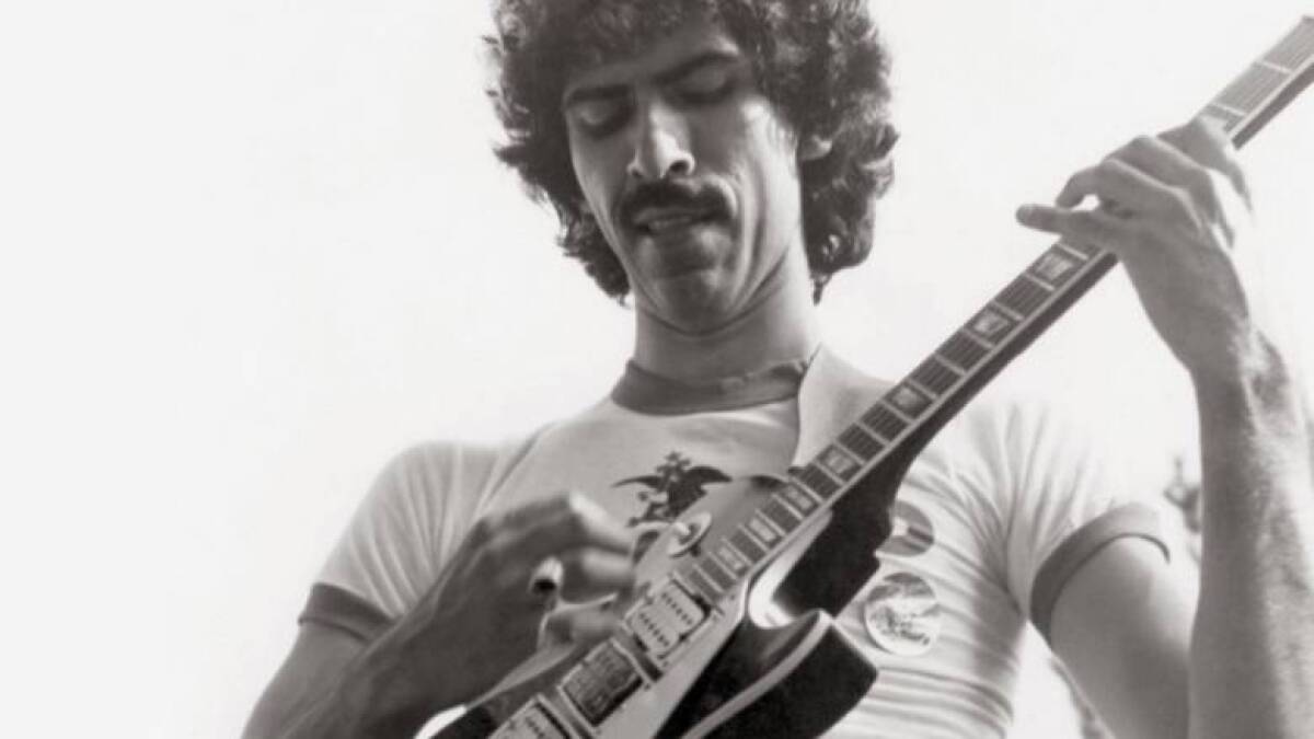 Carlos Santana